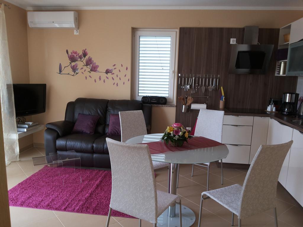 קרק Apartment Soni A4 מראה חיצוני תמונה